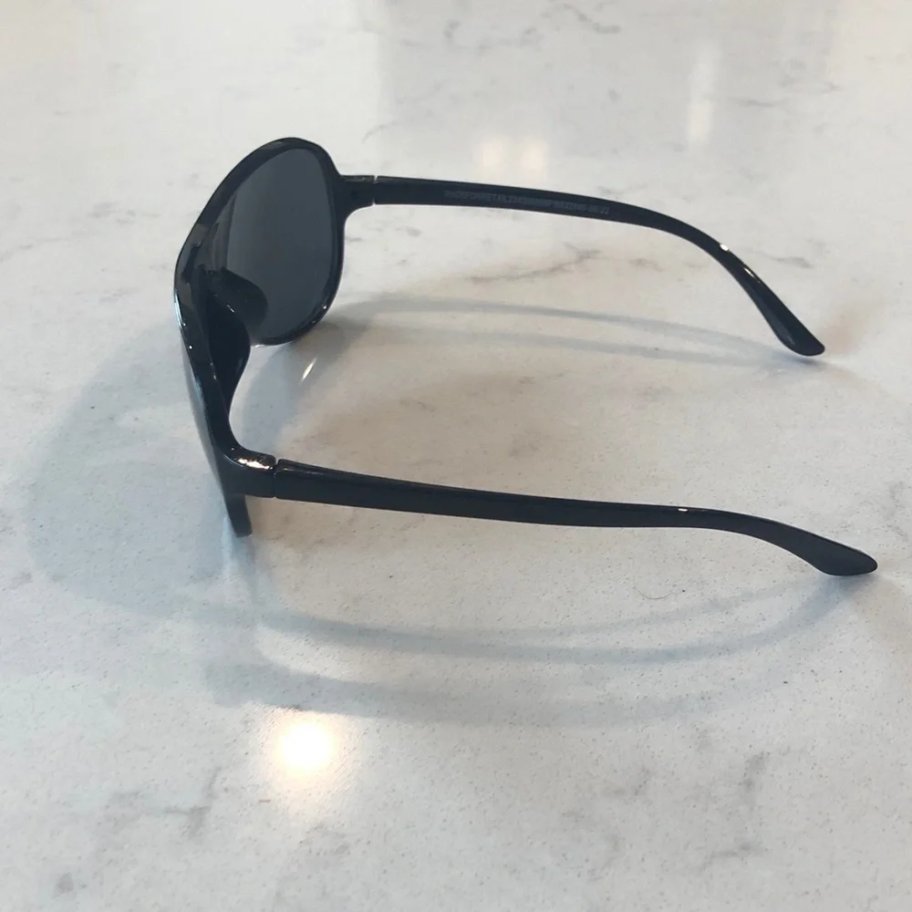 Stylish Black Sunglasses
